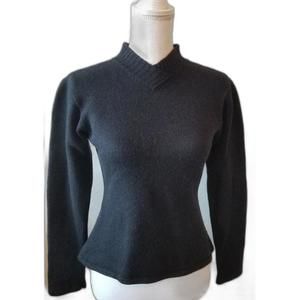 BURBERRY BLACK V NECK SWEATER SMALL LONG SLEEVE PULLOVER